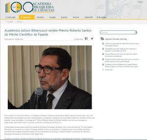 ABC - Academico Jailson Bittencourt recebe prêmio Roberto Santos