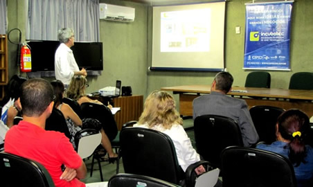 Diretores da FAPESB realizam visita à INCUBATEC